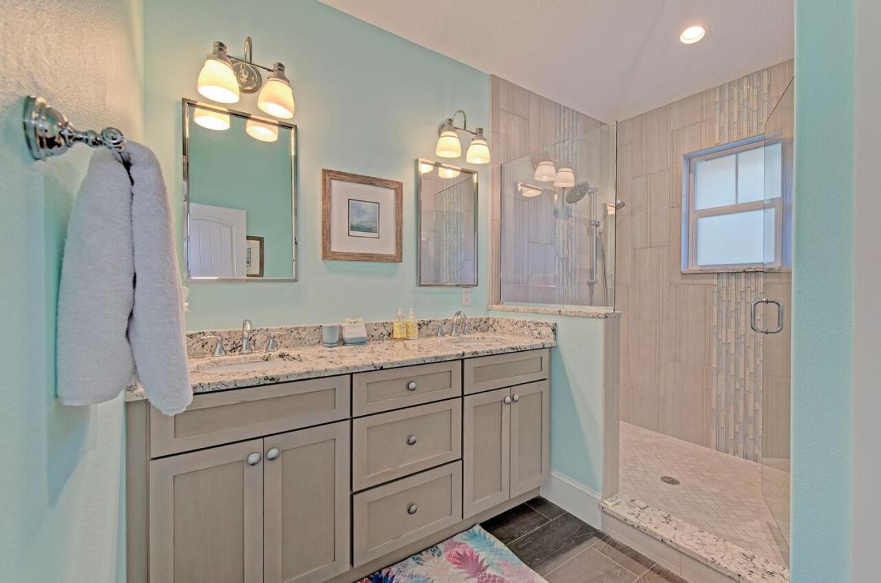 Mermaids Crossing By Beach Retreats Holmes Beach Exterior photo