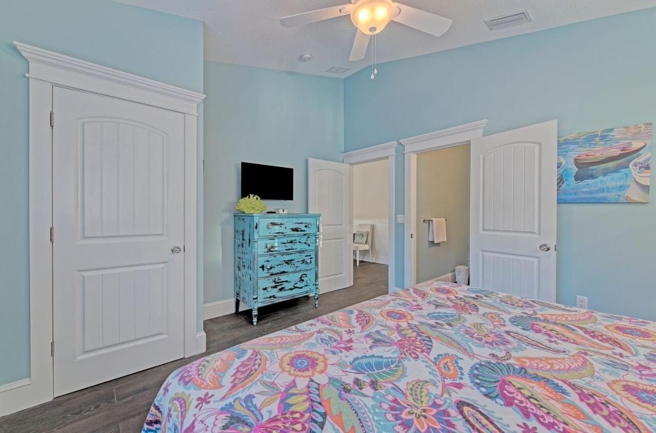 Mermaids Crossing By Beach Retreats Holmes Beach Room photo